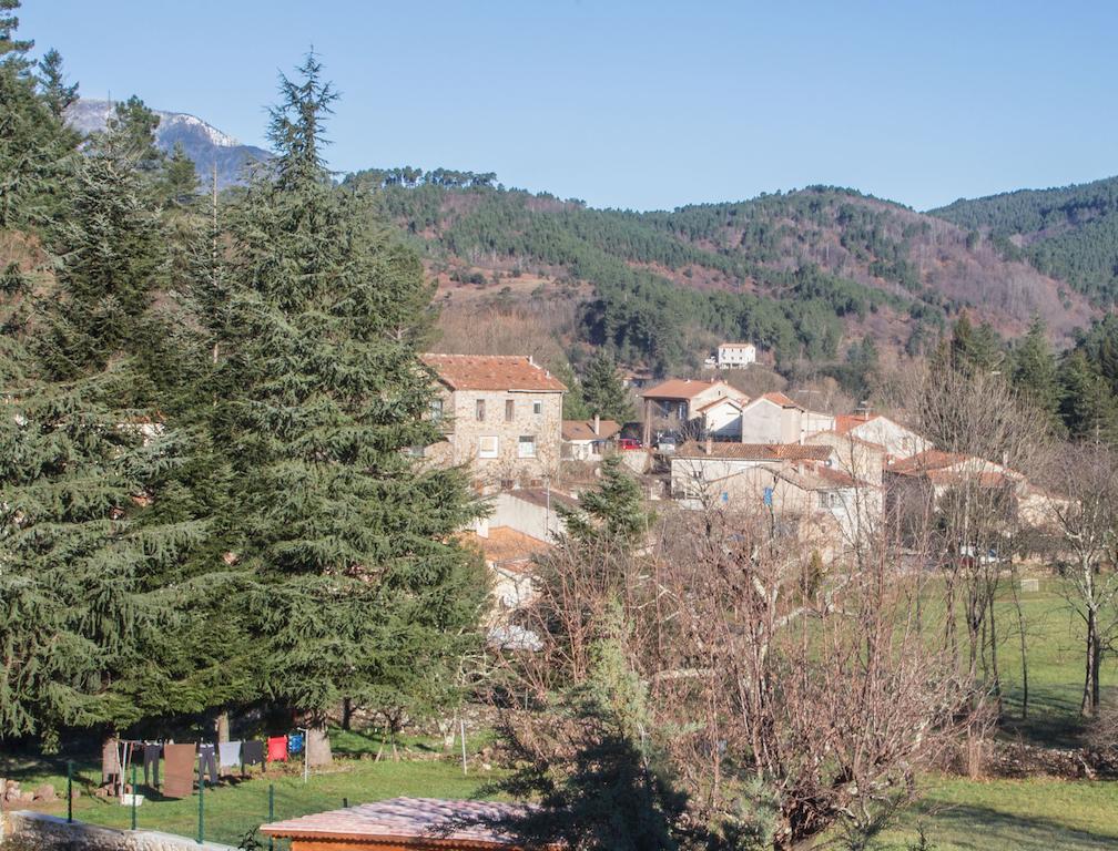 Chez Veronique Chamborigaud Bagian luar foto