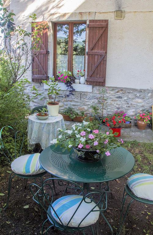 Chez Veronique Chamborigaud Bagian luar foto