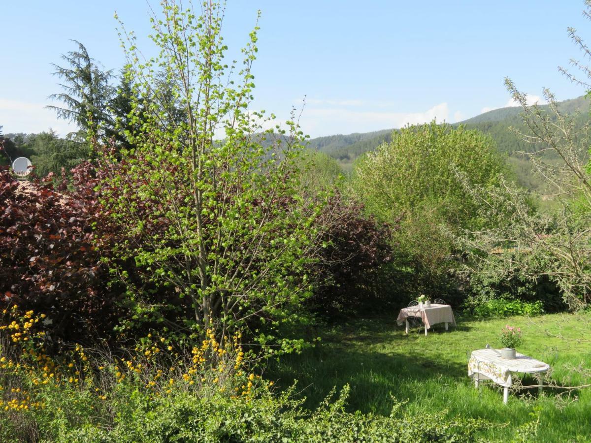 Chez Veronique Chamborigaud Bagian luar foto